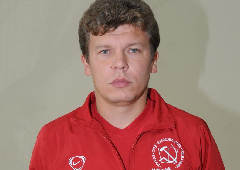 Чемпион Европы Аркадий Белый: "В День рождения пожелал бы, чтобы имя КПРФ ассоциировалось только с победами!"