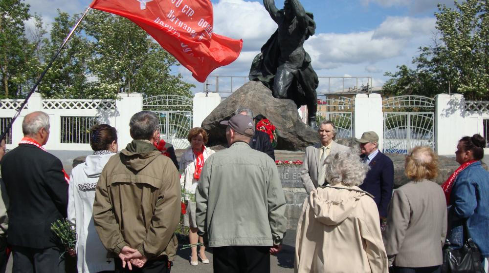 Мурманск: Победили фашизм – победим и капитализм!