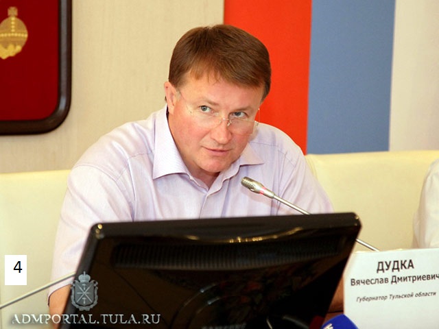 Тула: После обыска в доме экс-губернатора члена "Единой России" Дудки миллионы выносили коробками