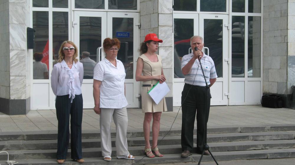 Калуга: Коммунисты заставили мэра выполнить требования горожан
