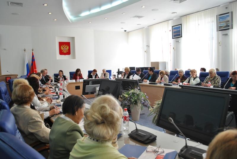 Волгоград: Родители, педагоги и депутаты встретятся на областном родительском собрании