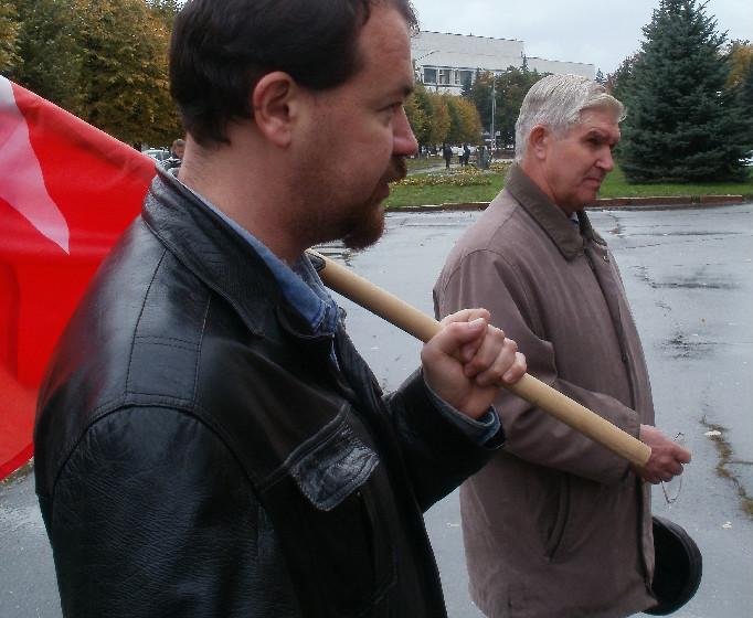 Ульяновск. 4 октября 2011 года. Пикет памяти защитников Конституции