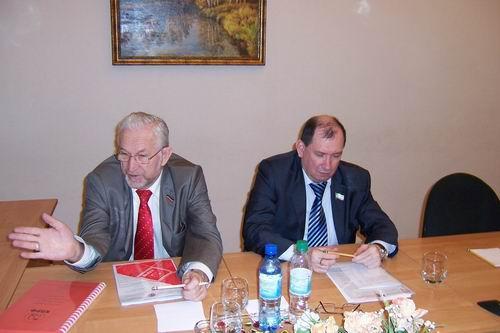 В Госсовете Татарстана состоялось очередное заседание фракции КПРФ