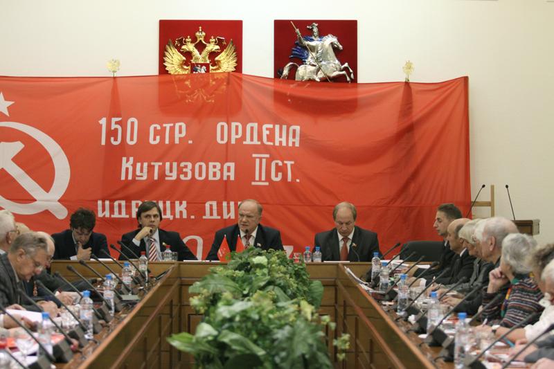 Москва: Знамя Победы в обязательном порядке будет вывешиваться в столице 9 мая