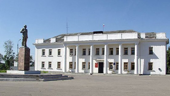 Жители города Донской Тульской области требуют вернуть памятник В.И. Ленину, демонтированный два года назад