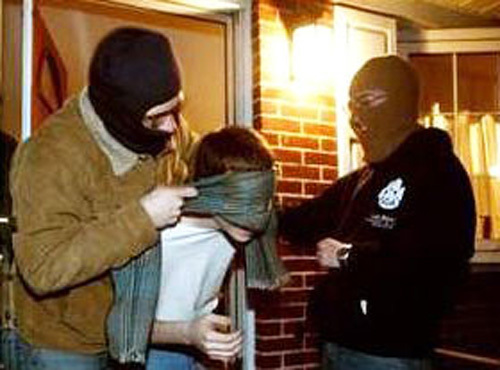 Иркутская область. В Братске украдена дочь секретаря горкома КПРФ. Бандиты потребовали от матери прекратить агитацию за КПРФ