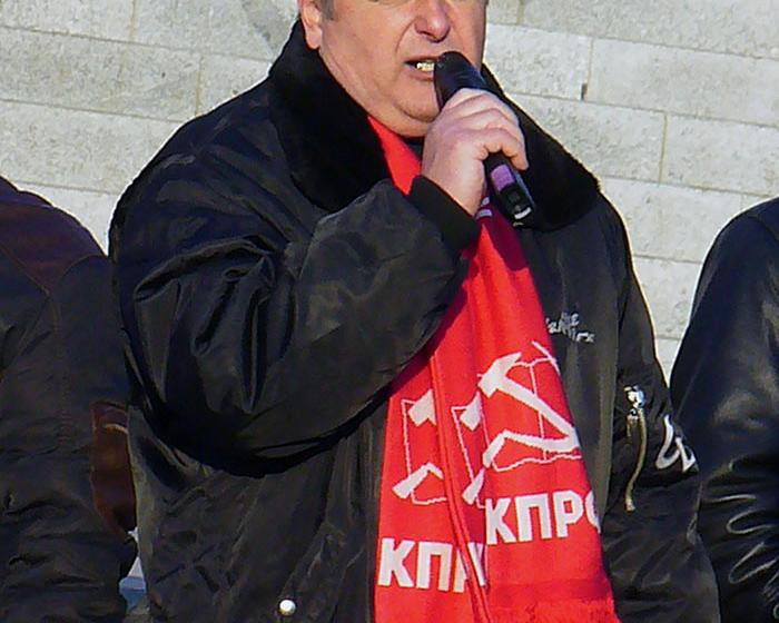 Владивосток: "Наш дурдом голосует за Путина... ". Премьера — в отставку!
