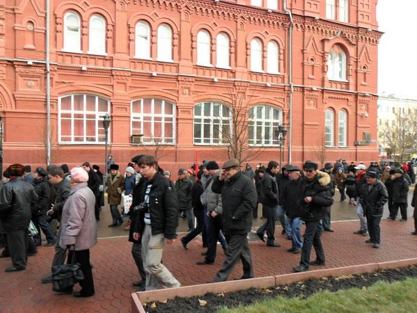 Долой фальшивые выборы! Состоялся митинг астраханских коммунистов