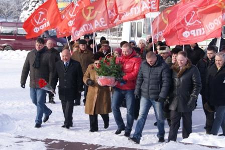21 января: автопробег, собрание Сталинградского Народного ополчения, акция протеста "За достойную жизнь! За честные выборы! Зюганов - наш президент!"
