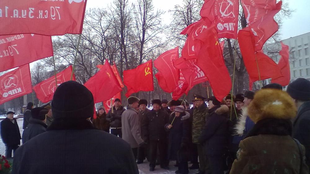 Нижний Новгород. Красные флаги взвились над Кремлем!