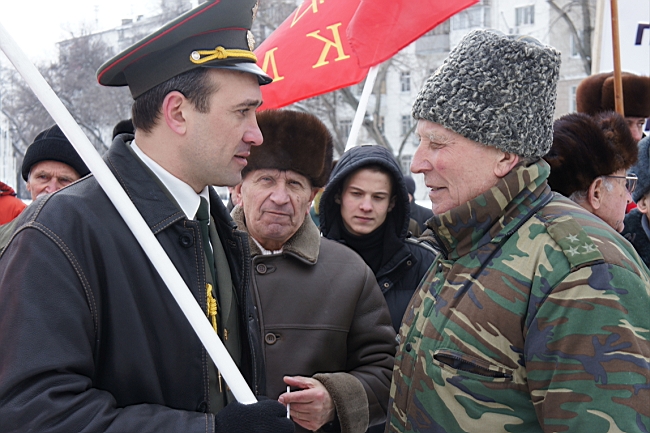 Ростов-на-Дону: Возродим Красную Армию. Митинг в честь дня Советской Армии и Военно-Морского Флота