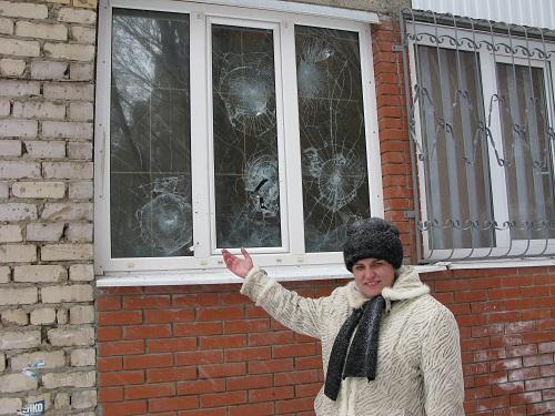 Самара: При попустительстве полиции хулиган терроризирует квартиру коммуниста