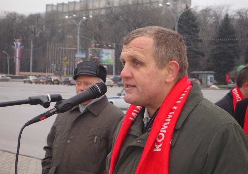 Программа «19.00». Отчет Путина перед Госдумой. На вопросы отвечает заместитель руководителя фракции КПРФ Н.В. Коломейцев