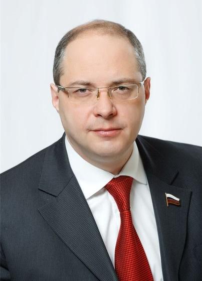Депутат Госдумы С.А.Гаврилов ( фракция КПРФ) о создании межфракционной группы по защите христианских ценностей: В Думе много политиков, которые осознают себя как традиционалисты