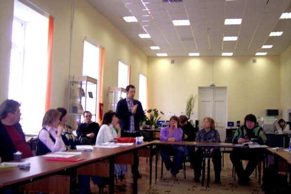 Великий Новгород: Круглый стол «Век «Правды» собрал газетчиков, краеведов и научных работников