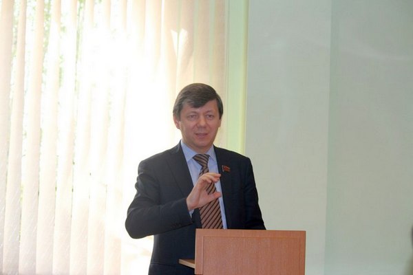 В Великом Новгороде коммунисты провели научную конференцию, посвященную 100-летию газеты «Правда»