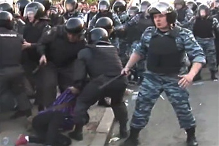 «Росбалт»: Коммунисты нашли сакральную жертву Путина