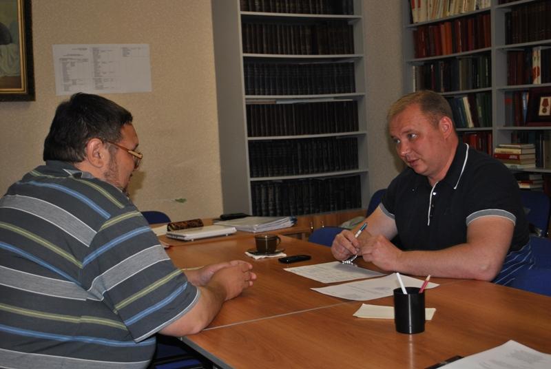 Волгоградская область. Депутат Николай Паршин провел заключительный в весеннюю парламентскую сессию прием граждан в Волжском