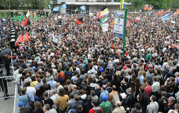 Эксперты подводят итоги противостояния власти и "несогласных" на улицах Москвы