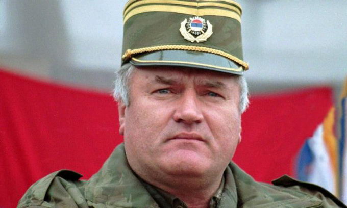 «Пусть враги загнутся от того, что я все еще жив!». Генерал Младич в гаагских застенках продолжает битву за свой народ и свою Родину 