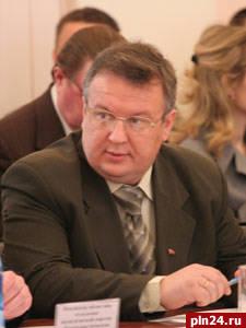 Первый секретарь Псковского обкома КПРФ Александр Рогов заявил о намерении бороться за губернаторский пост
