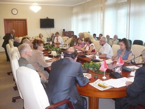Защитим национальную культуру! В День русского языка коммунисты Калуги провели «круглый стол» 