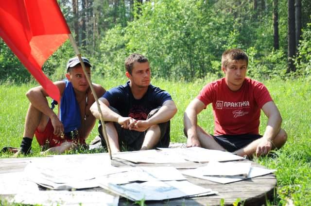 В Алтайском крае комсомольцы прошли психологическую подготовку в летнем лагере