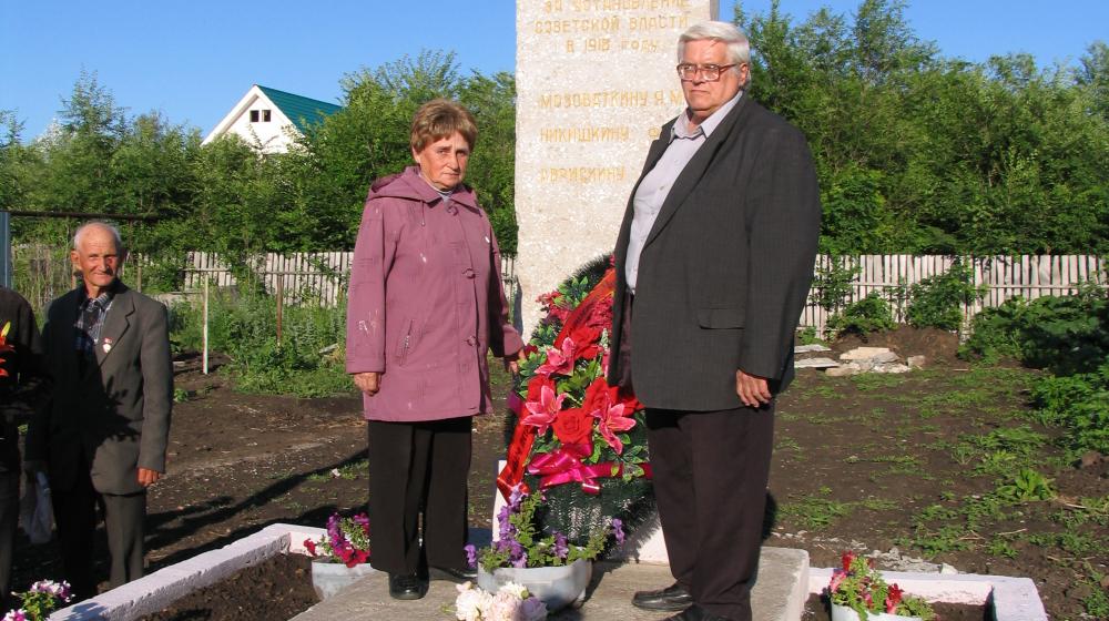 Самарская область. В городе Чапаевске открыли памятник героям гражданской войны