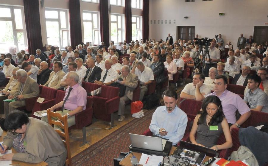 Первичные организации КПРФ – в каждом местном самоуправлении! Прения по основному докладу на XIII Пленуме ЦК КПРФ