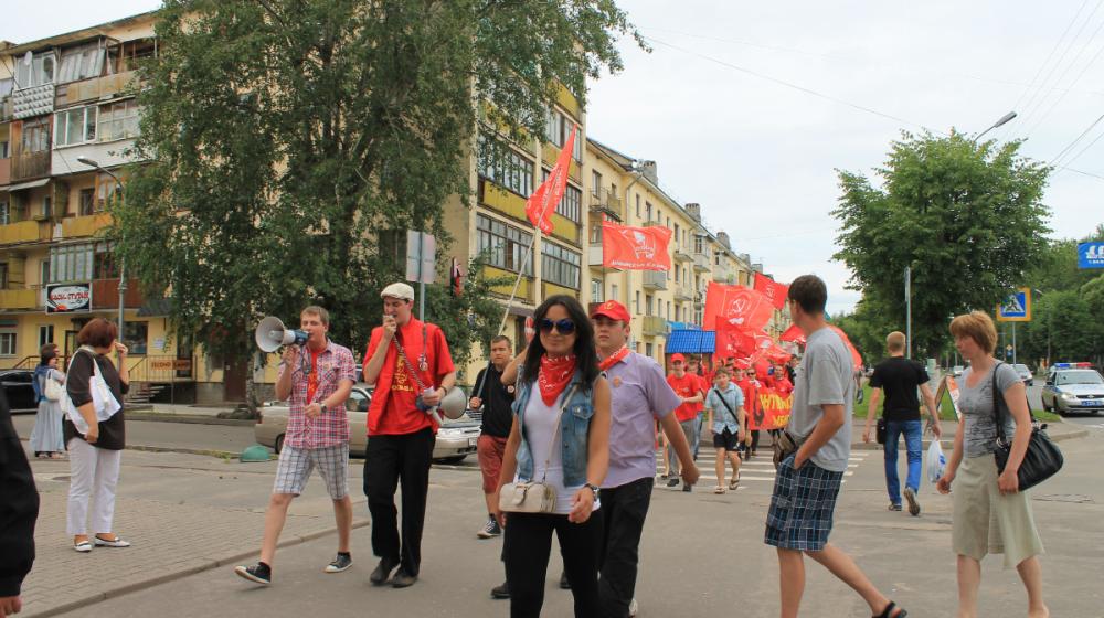 В Великом Новгороде прошла акция «Антикапитализм-2012»