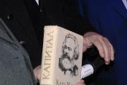 "Интерфакс": Марксизм - это модно. Тиражи "Капитала" и "Манифеста Коммунистической партии" на Западе стремительно растут