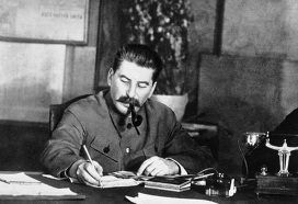 Мудрость и воля советского вождя. Сталин в первые дни Великой Отечественной