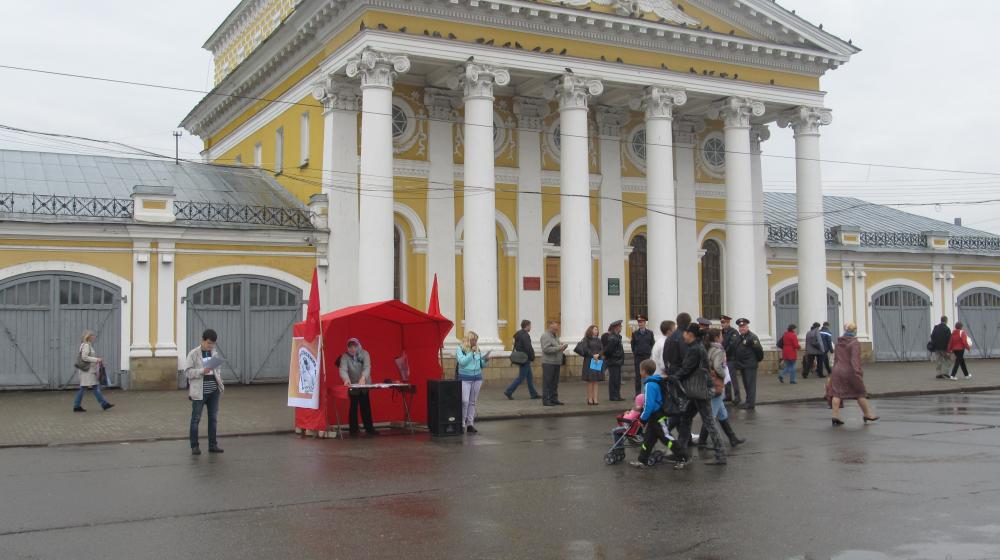 Коммунисты Костромы через суд добиваются восстановления своих прав на проведение митингов на центральной площади города