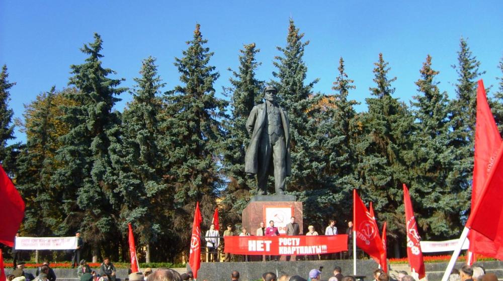 В Чувашии прошли массовые акции протеста, организованные КПРФ