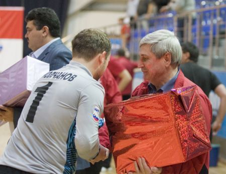 После двух туров мини-футбольный клуб КПРФ возглавляет Чемпионат России!