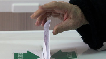 Пенза. При помощи депутата Госдумы Ю.В.Афонина на УИК №47 задержана первая группа "карусельщиков"