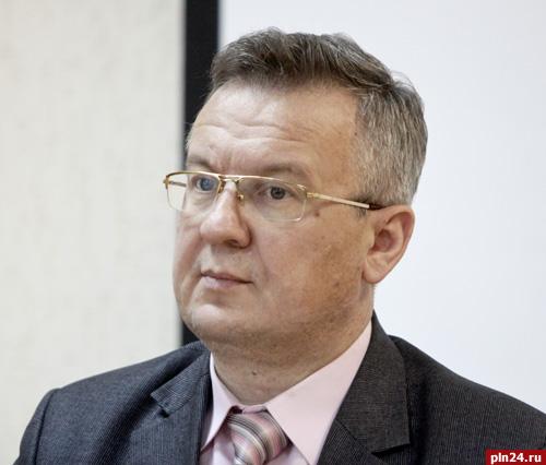 Александр Рогов избран первым секретарем Псковского обкома КПРФ  