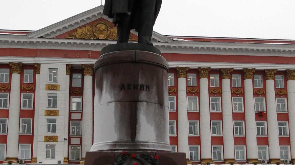 Курск. С Красной площади - на Театральную… пикеты в честь 90-летия образования СССР