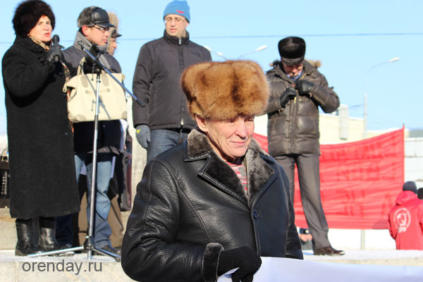 Оренбургская область. Коммунисты заступились за врачей 