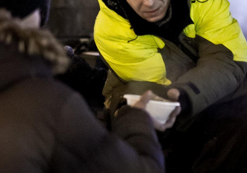 Владимирская область. В рождественскую ночь активисты КПРФ организовали бесплатную раздачу еды из полевой кухни