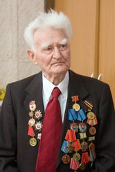 «Северный шелк» в судьбе коммуниста. 98 лет исполнилось старейшему активисту КПРФ в Смоленской области