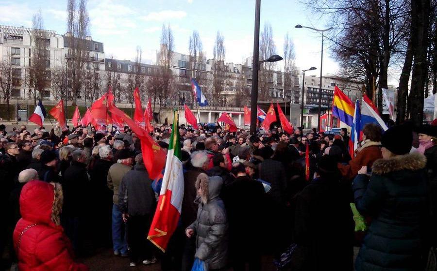 Компартия Франции 2 февраля в Париже провела памятный митинг в честь 70-летия победы в Сталинградской битве