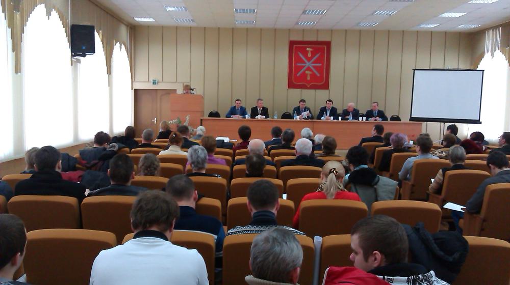 На пленуме тульские коммунисты обсудили итоги XV съезда КПРФ и наметили пути реализации его решений