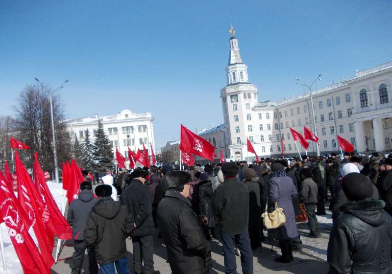 Всероссийская акция протеста против роста тарифов на услуги ЖКХ прокатилась по городам Чувашии