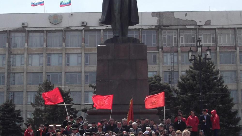 Махачкала. 22 апреля группу школьников приняли в пионеры
