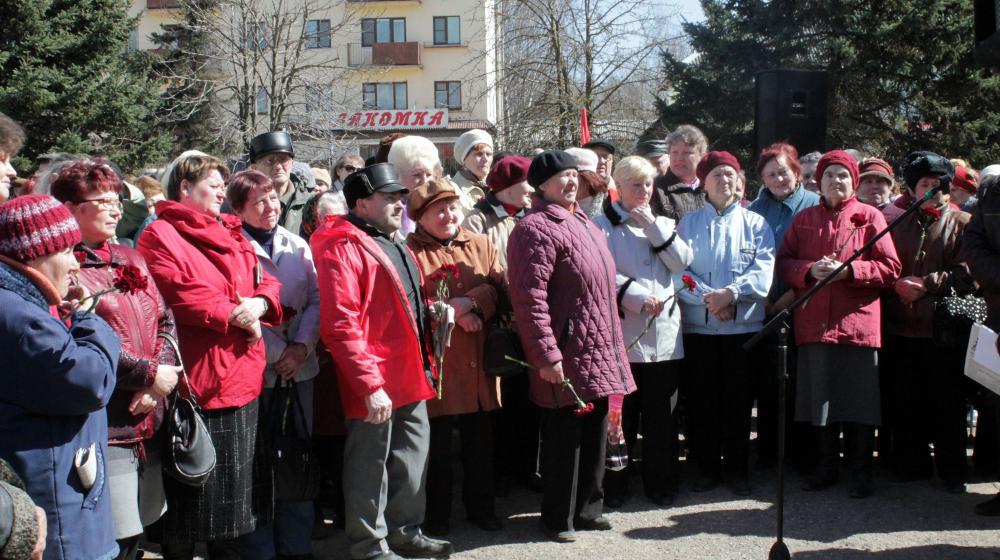 Отставки губернатора Псковской области потребовали жители Невельского района на митинге КПРФ