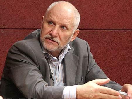 Автор доклада о победе КПРФ на парламентских выборах уволен с должности директора Центра проблемного анализа