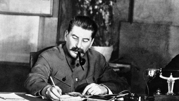 Украдены документы из архива семьи Сталина