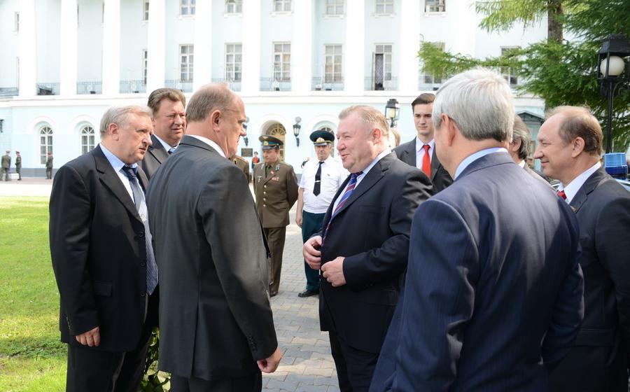 Г.А. Зюганов принял участие в панихиде по маршалу Советского Союза В.Г. Куликову
