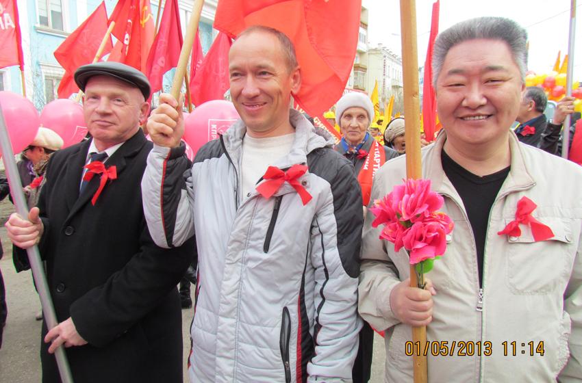 Капитализм держится на жуликах и дураках! Маевка якутских коммунистов